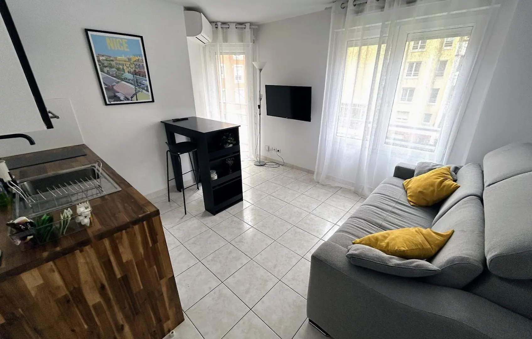 Magnifique Studio Au Bord De Mer Nicea